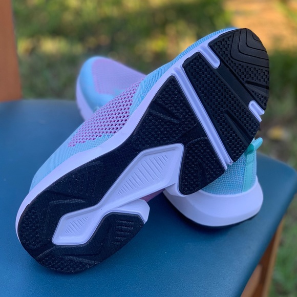 Avia Segmented Bottom Women’s Lightweight Sneakers - Picture 5 of 16